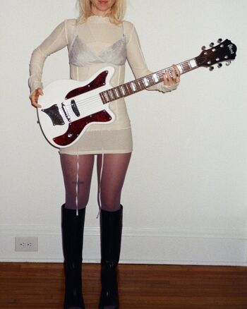 Hayley williams page leaked private photo uncensored HD quality