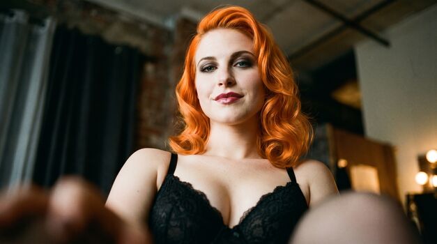 Hayley williams page leaked private photo uncensored HD quality
