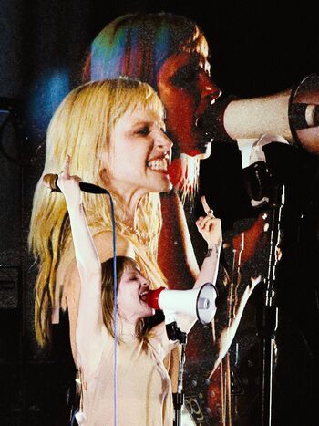 Hayley williams page leaked private photo uncensored HD quality