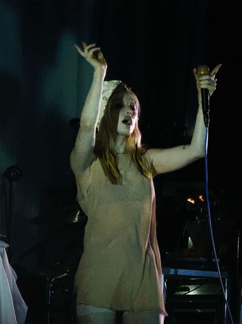 Hayley williams page leaked private photo uncensored HD quality