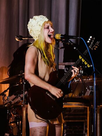 Hayley williams page leaked private photo uncensored HD quality