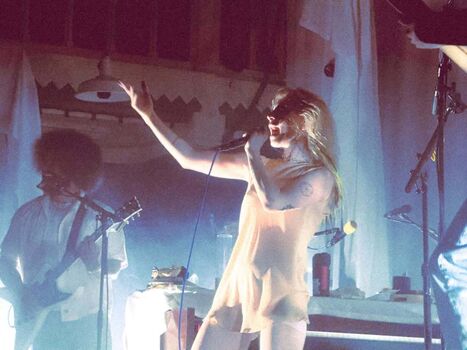 Hayley williams page leaked private photo uncensored HD quality