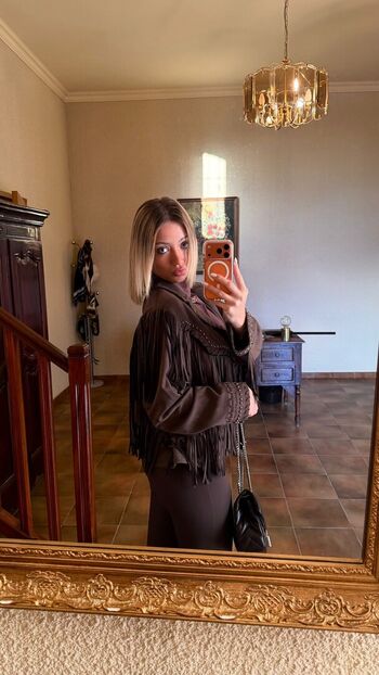 Hello iris page leaked private photo uncensored HD quality