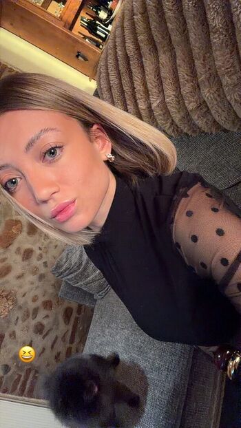 Hello iris page leaked private photo uncensored HD quality