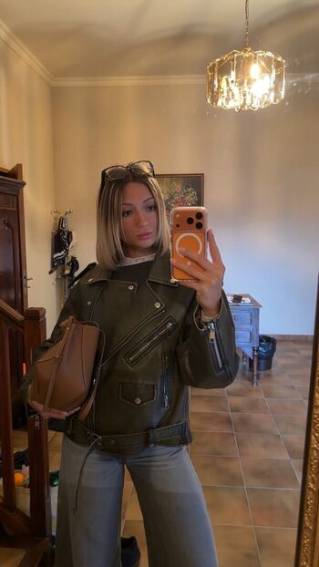 Hello iris leaked private photo uncensored HD quality