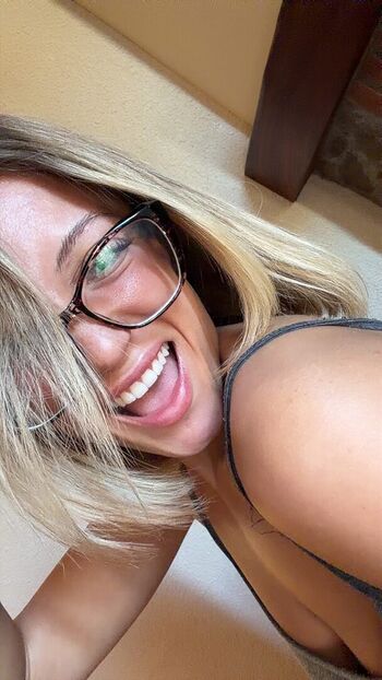 Hello iris leaked private photo uncensored HD quality