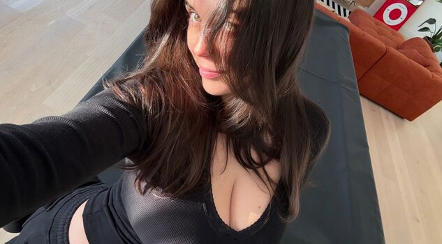 Heyimbee  page leaked private photo uncensored HD quality