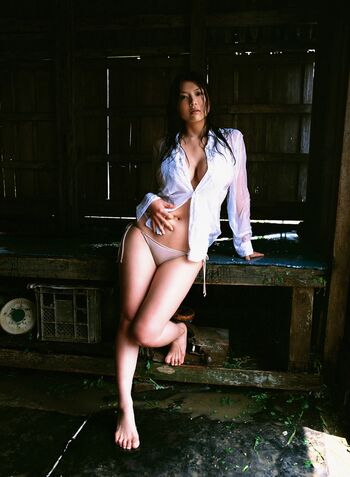 Hitomi aizawa leaked private photo uncensored HD quality