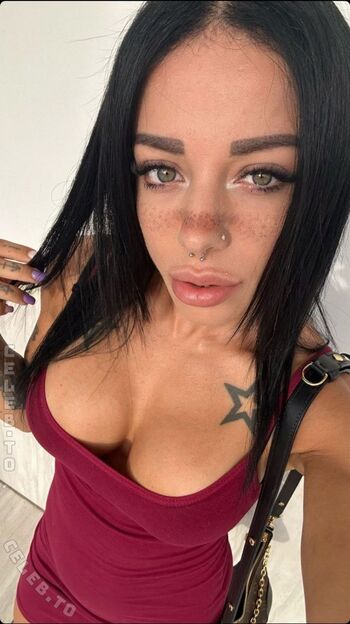 Imviolet  page leaked private photo uncensored HD quality