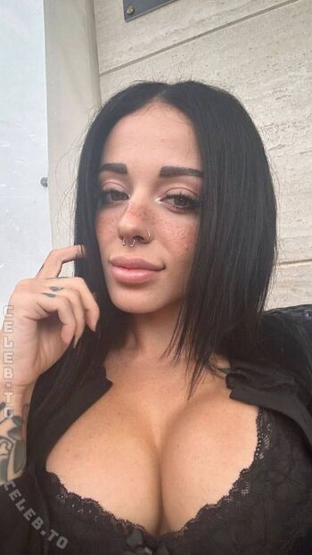 Imviolet  page leaked private photo uncensored HD quality