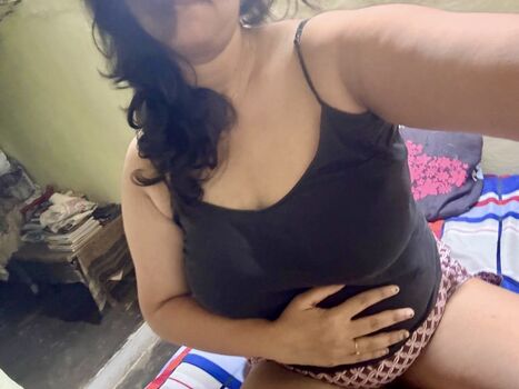 Indian naughty stuff page leaked private photo uncensored HD quality