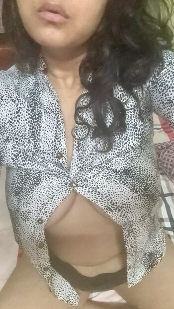 Indian naughty stuff page leaked private photo uncensored HD quality