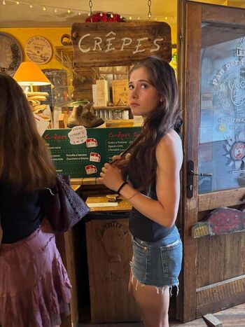 Isabeau levito leaked private photo uncensored HD quality