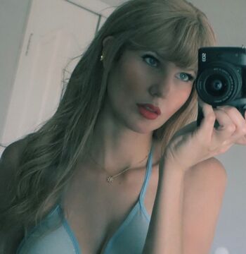 Itsjustblondie leaked private photo uncensored HD quality