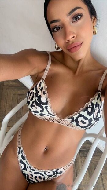 Itspriyakapoor leaked private photo uncensored HD quality