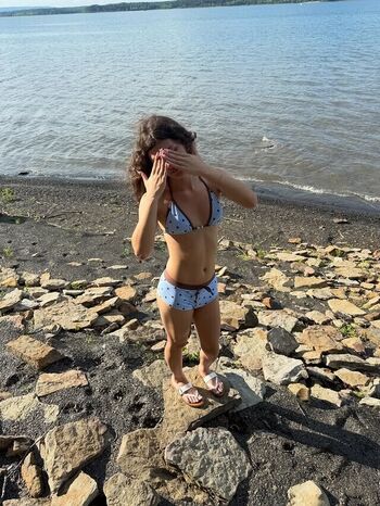 Izisgones leaked private photo uncensored HD quality