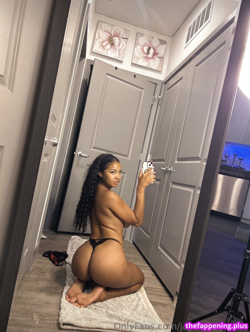 Draculin uwudracu leaked private photo uncensored HD quality