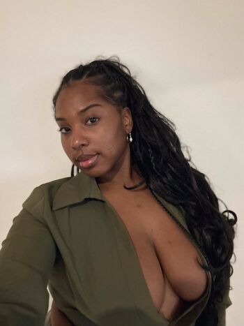 Jiggyjayy leaked private photo uncensored HD quality
