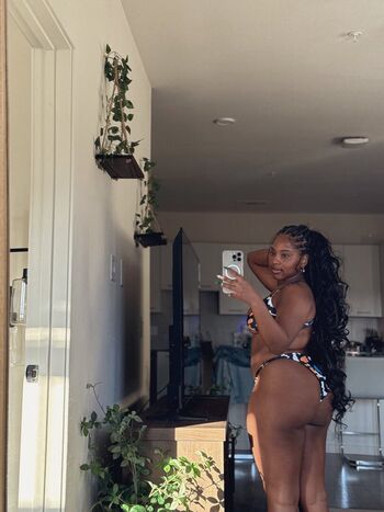 Jiggyjayy leaked private photo uncensored HD quality