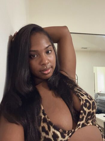 Jiggyjayy leaked private photo uncensored HD quality