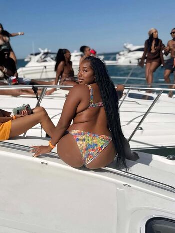 Jiggyjayy leaked private photo uncensored HD quality