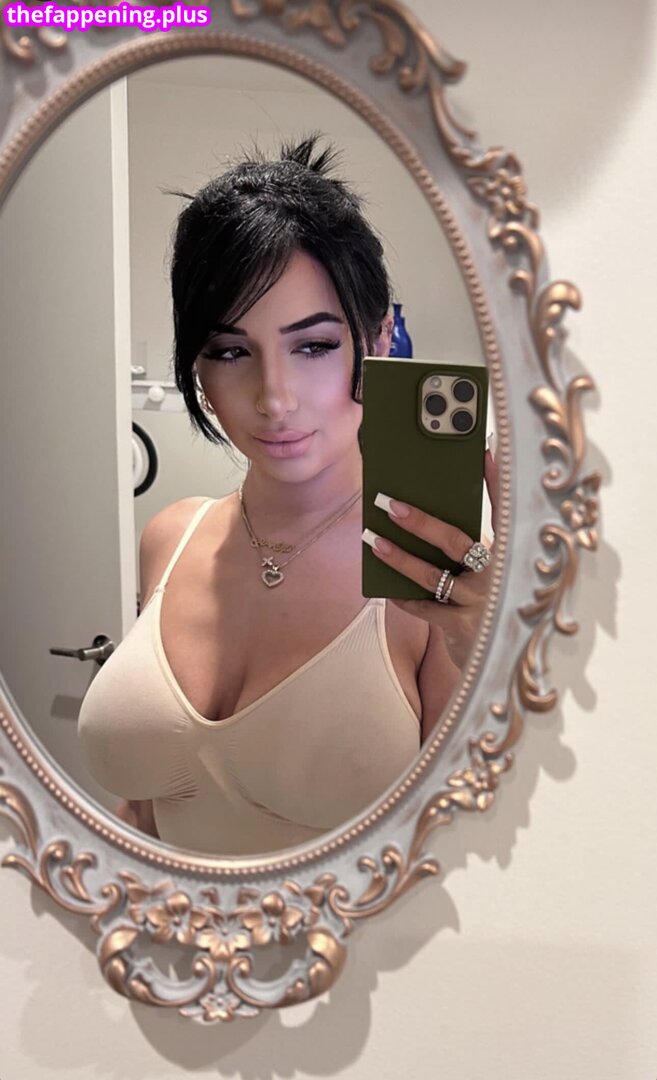 Rayallaqueen leaked private photo uncensored HD quality