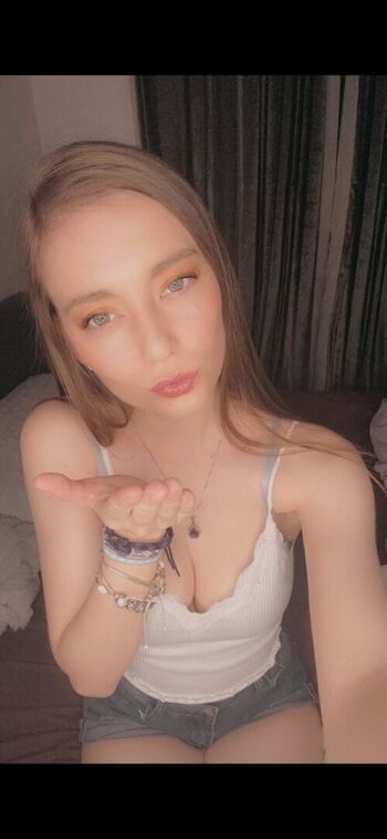 Keely hadley leaked private photo uncensored HD quality