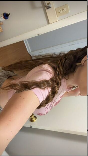 Kkbabyyyyyy leaked private photo uncensored HD quality