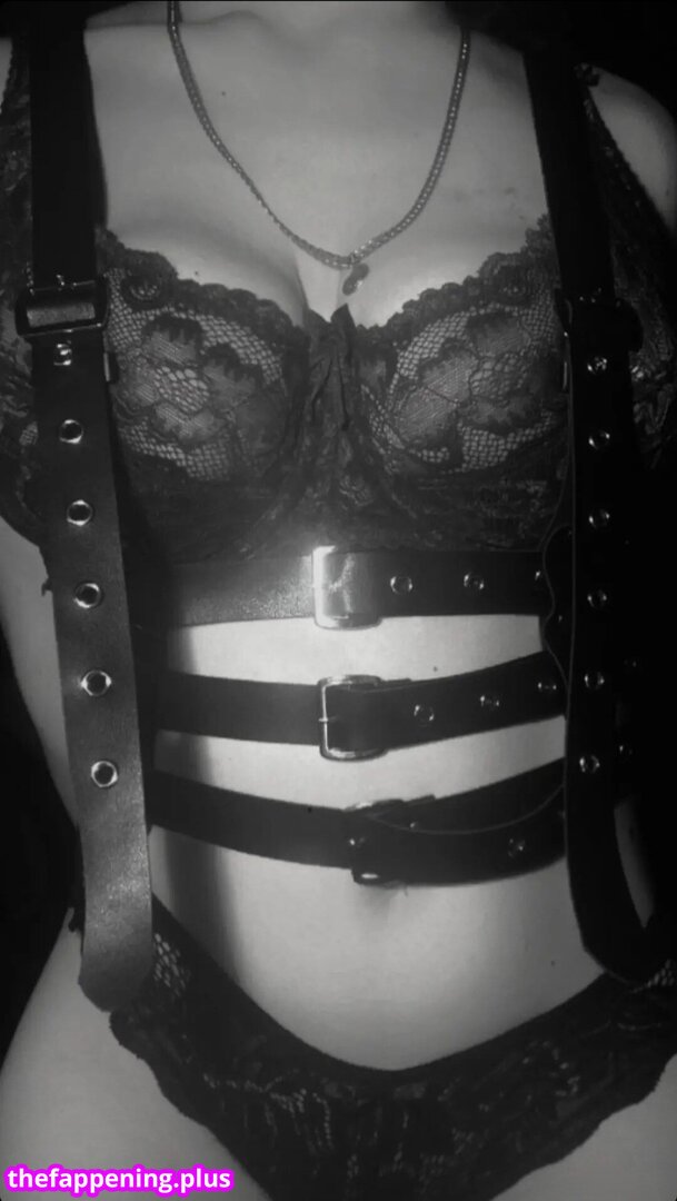 Bollywoodtrapqueen leaked private photo uncensored HD quality