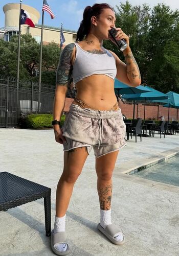 Kris statlander page leaked private photo uncensored HD quality