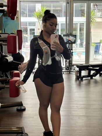 Kurlykyy leaked private photo uncensored HD quality