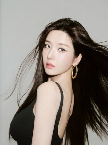 Kwon eunbi page leaked private photo uncensored HD quality