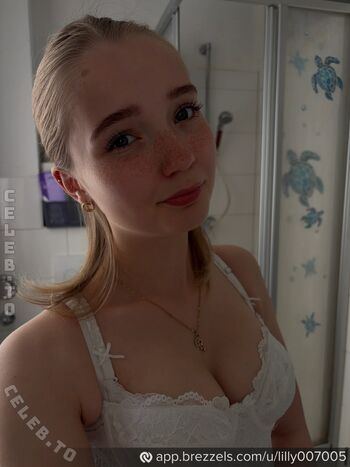 Lilly schaper leaked private photo uncensored HD quality