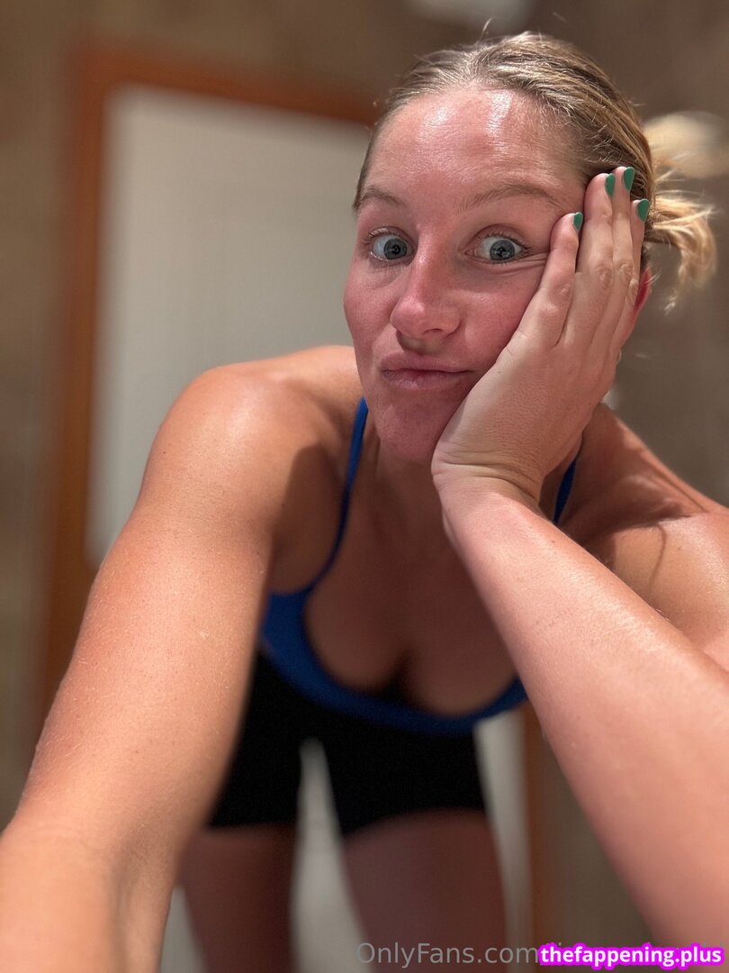 Strawbarizz leaked private photo uncensored HD quality