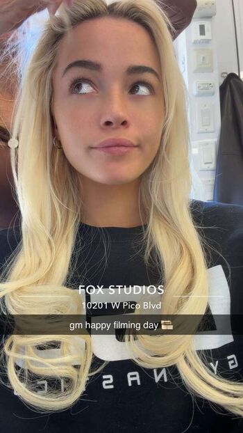 Livvy dunne  page leaked private photo uncensored HD quality