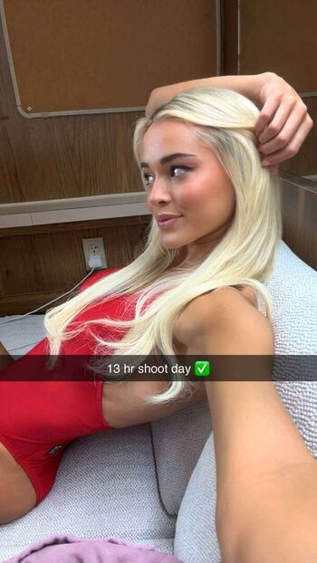 Livvy dunne  page leaked private photo uncensored HD quality
