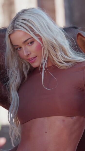 Livvy dunne  page leaked private photo uncensored HD quality