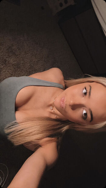 Livvy dunne  page leaked private photo uncensored HD quality
