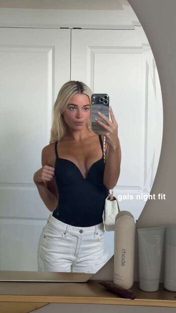 Livvy dunne leaked private photo uncensored HD quality