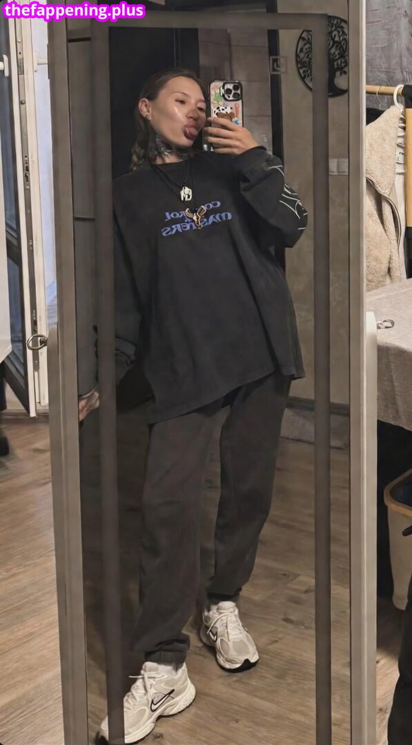 Zoefrxncescax leaked private photo uncensored HD quality