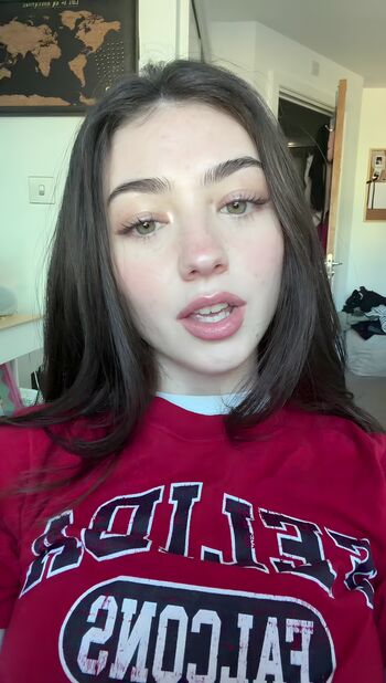 Lyzzahh page leaked private photo uncensored HD quality