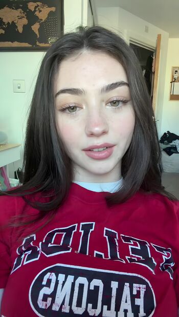 Lyzzahh page leaked private photo uncensored HD quality