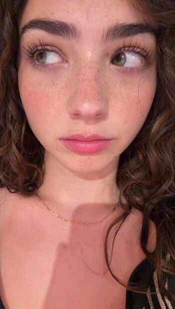Lyzzahh page leaked private photo uncensored HD quality