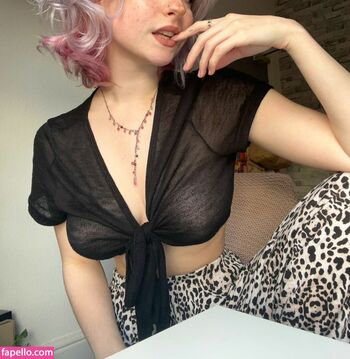 M ae leaked private photo uncensored HD quality