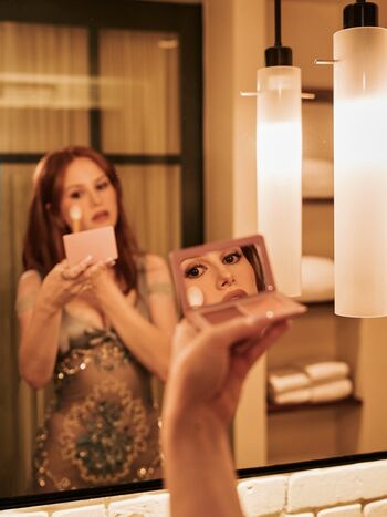 Madelaine petsch  page leaked private photo uncensored HD quality