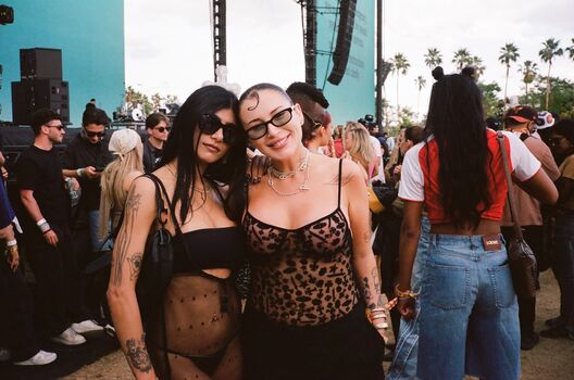 Mia khalifa  page leaked private photo uncensored HD quality
