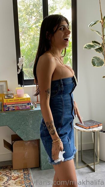 Mia khalifa leaked private photo uncensored HD quality