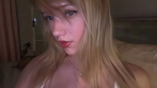 Mikahhlynn leaked private photo uncensored HD quality