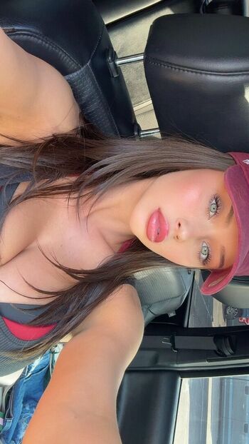 Mikayla demaiter  page leaked private photo uncensored HD quality