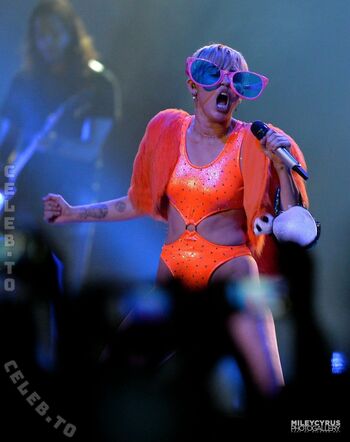 Miley cyrus page leaked private photo uncensored HD quality